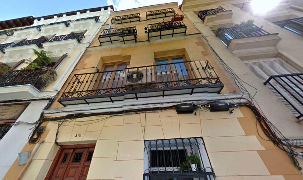 Apartamento En Calle Tres Peces Madrid Exterior photo